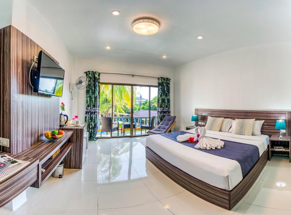 Coconut Resort Hotel Patong Exterior foto